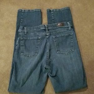 🐣3 for $15🐣Lee Classic Fit Straight leg Jeans